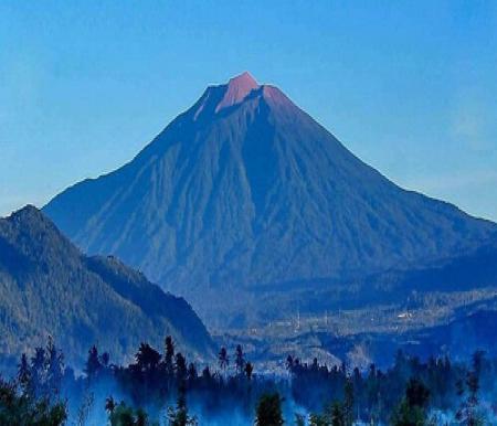 Ilustrasi gunung marapi. (Foto: Int)